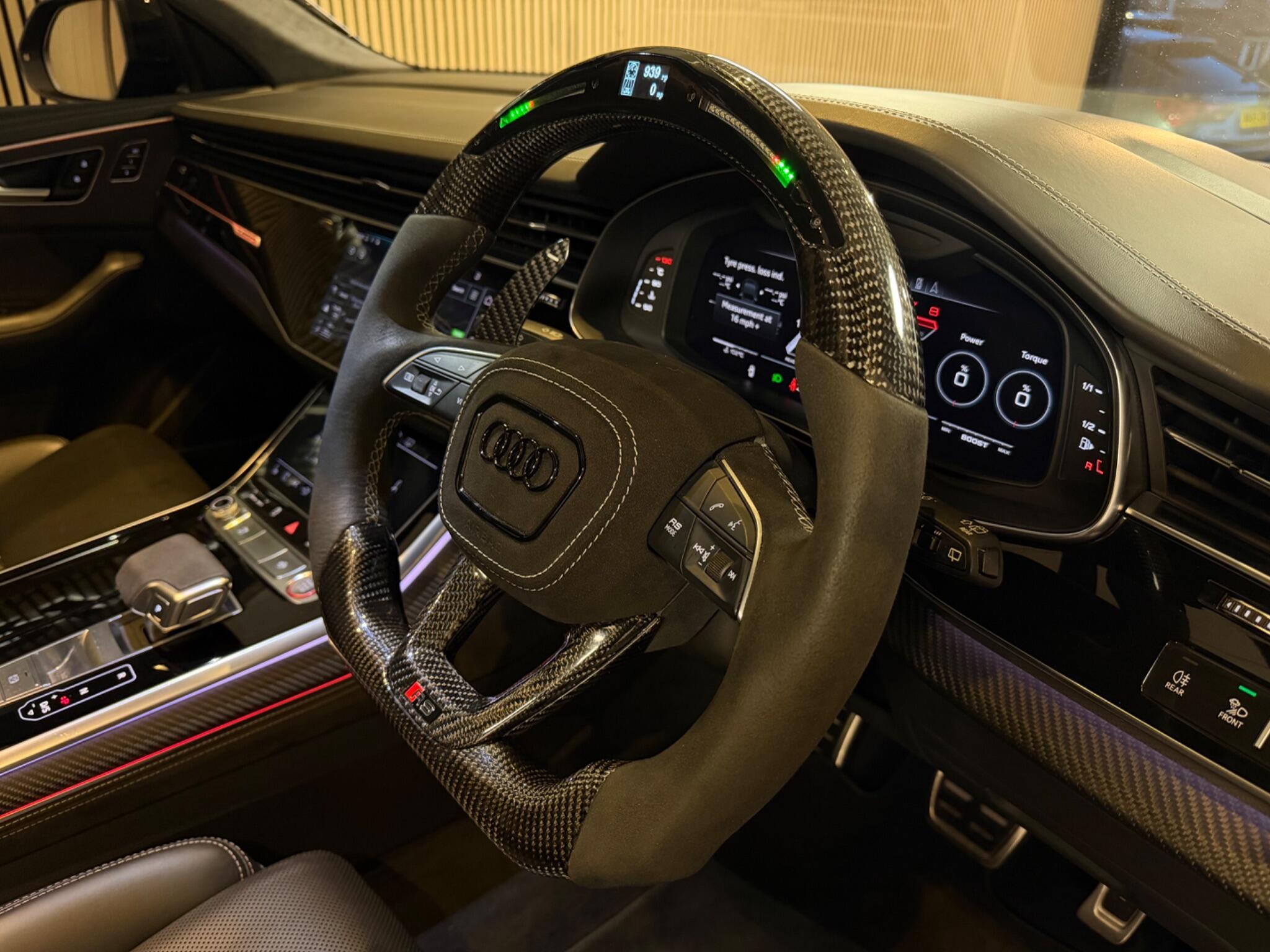 Audi RSQ8
